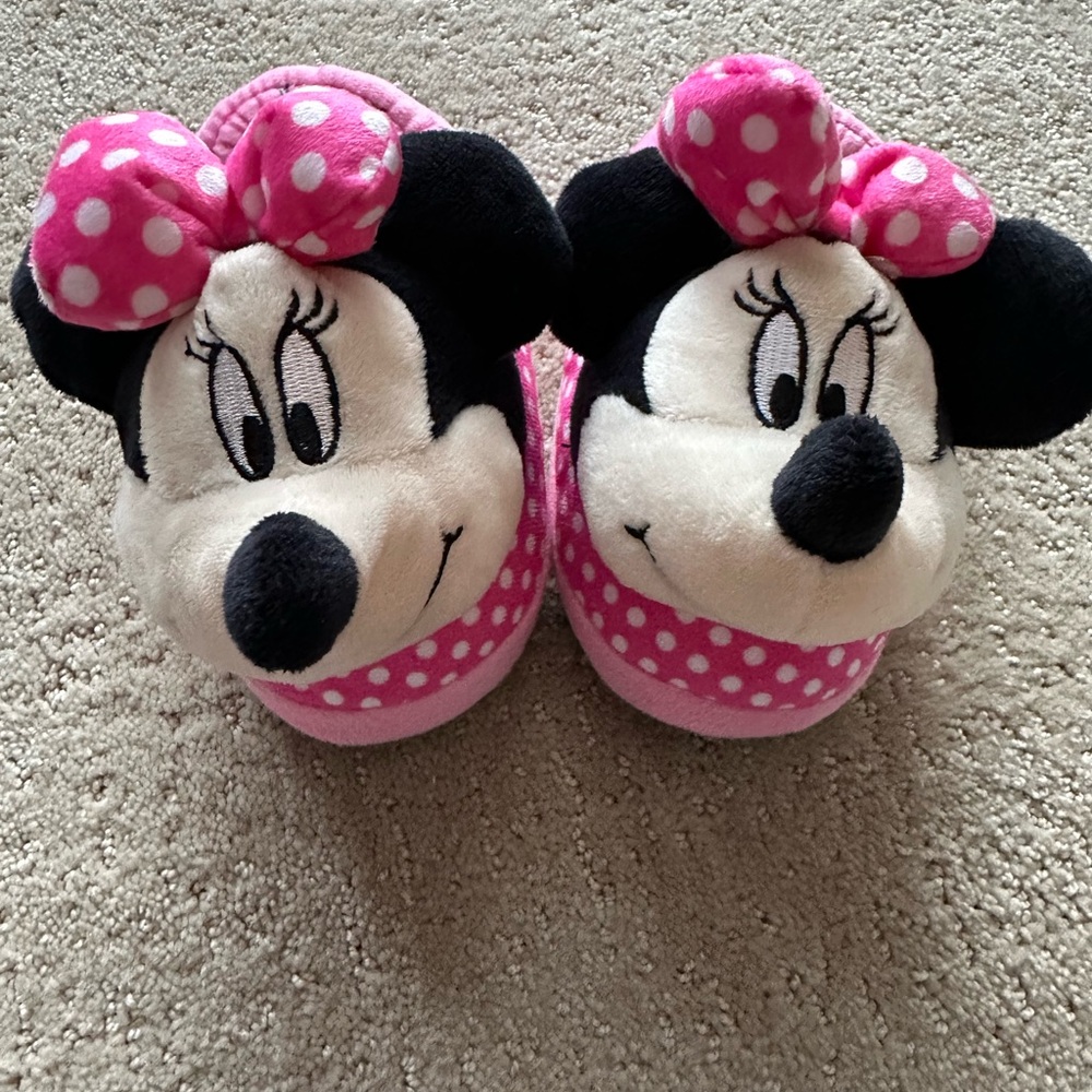 Disney Pink Minnie Mouse Polka Dot Slippers